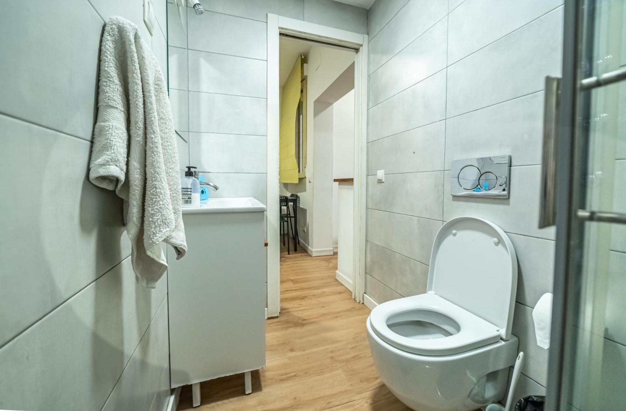 마드리드 New Flat , Modern , Wifi, 10Min Sol, 5 Reina Sofia 아파트 외부 사진
