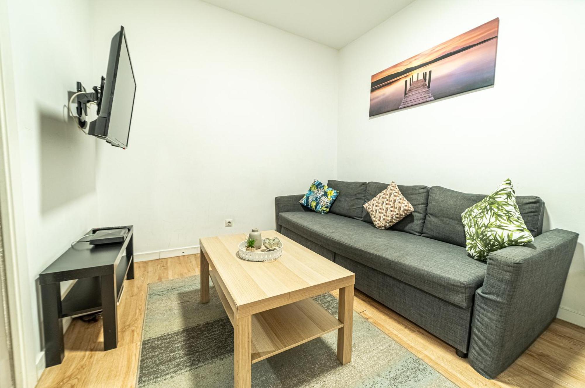 마드리드 New Flat , Modern , Wifi, 10Min Sol, 5 Reina Sofia 아파트 외부 사진