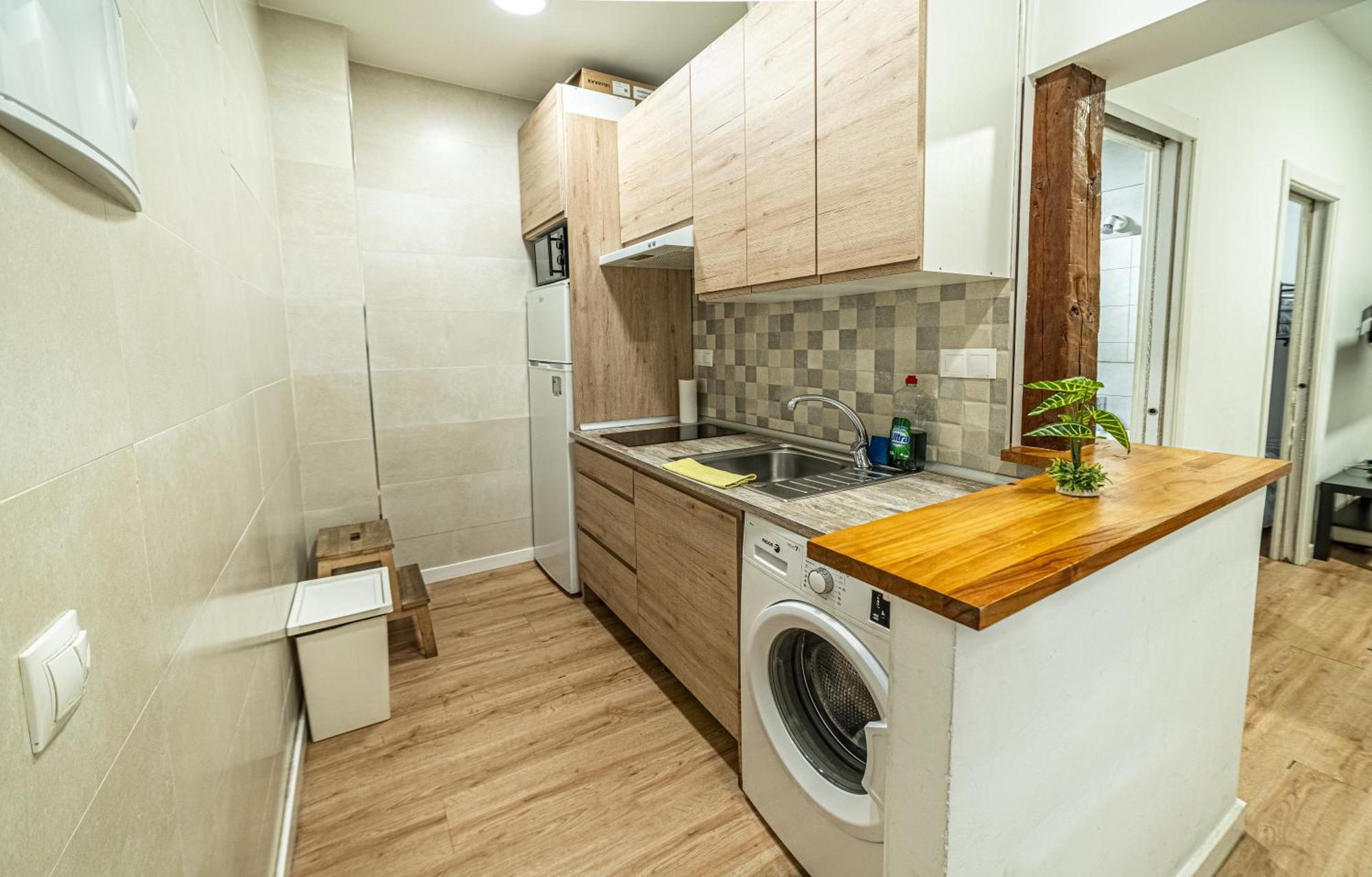 마드리드 New Flat , Modern , Wifi, 10Min Sol, 5 Reina Sofia 아파트 외부 사진